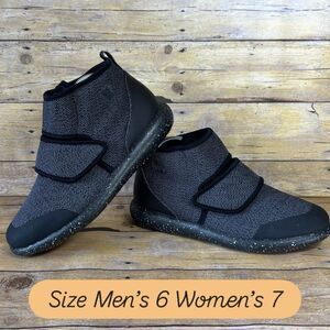 WB Moccasin Boots Size Mens 6 / Womens 7Lees Black Knit  Style Synthetic Mesh